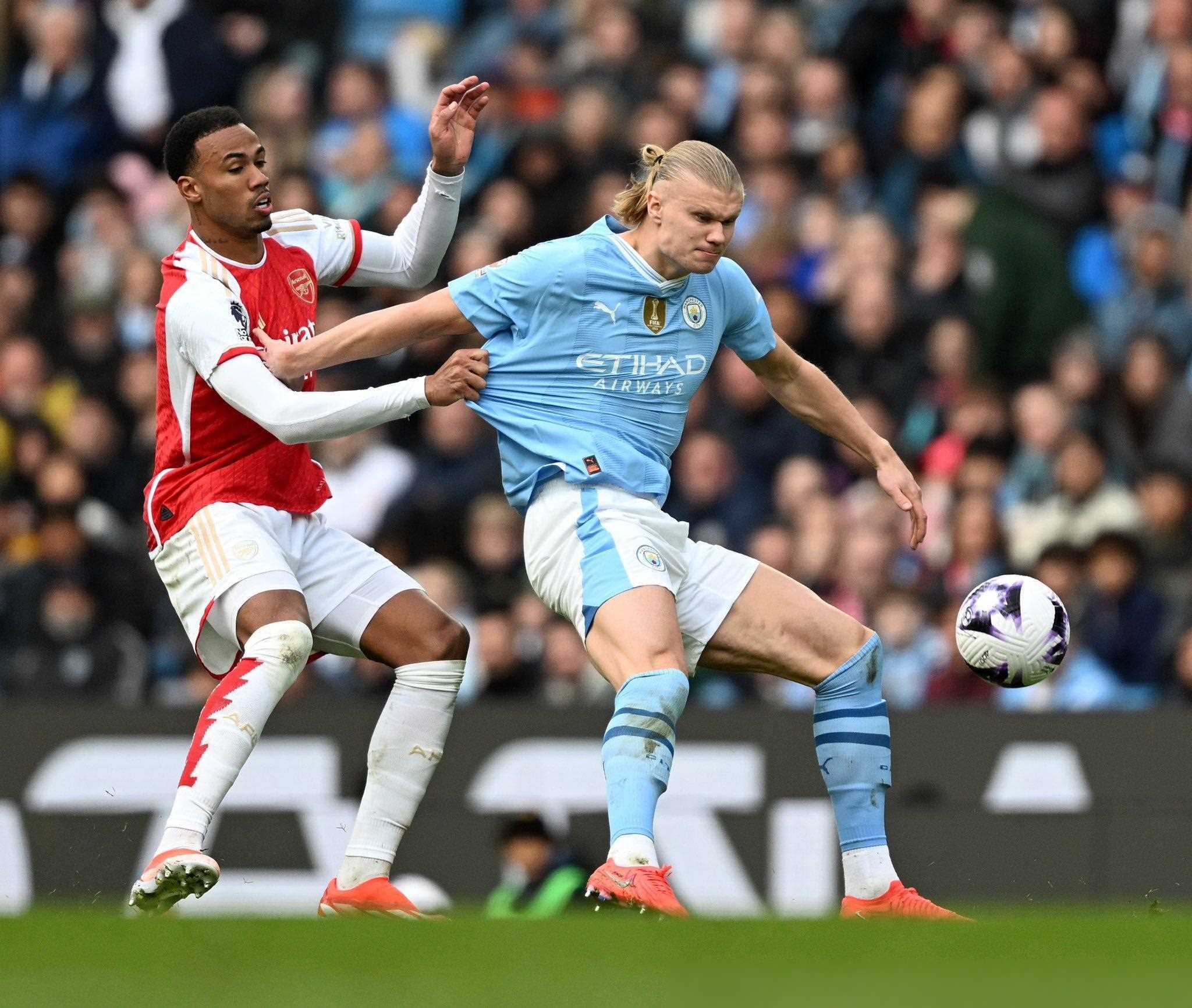 九游APP-哈兰德足球生涯的故事