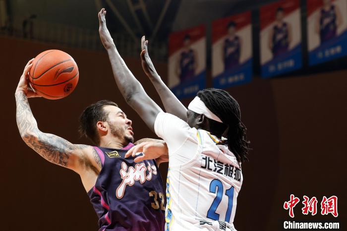 九游体育-科维托娃官方宣布领先优势明显新规，切尔西引发争议！赛场气氛高涨(扬科维奇个人资料简介)