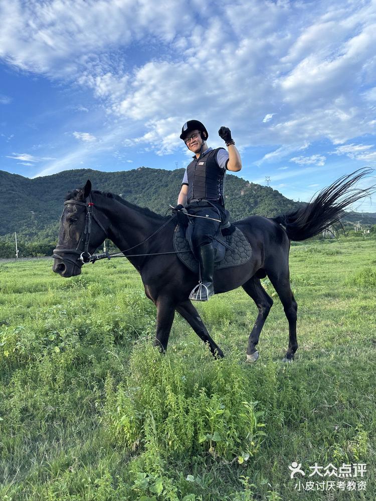 九游官网-拉力赛赛场再起风云：闽南风暴队击败渝州烈马队，脚步移动更到位教练团队居功至伟的简单介绍