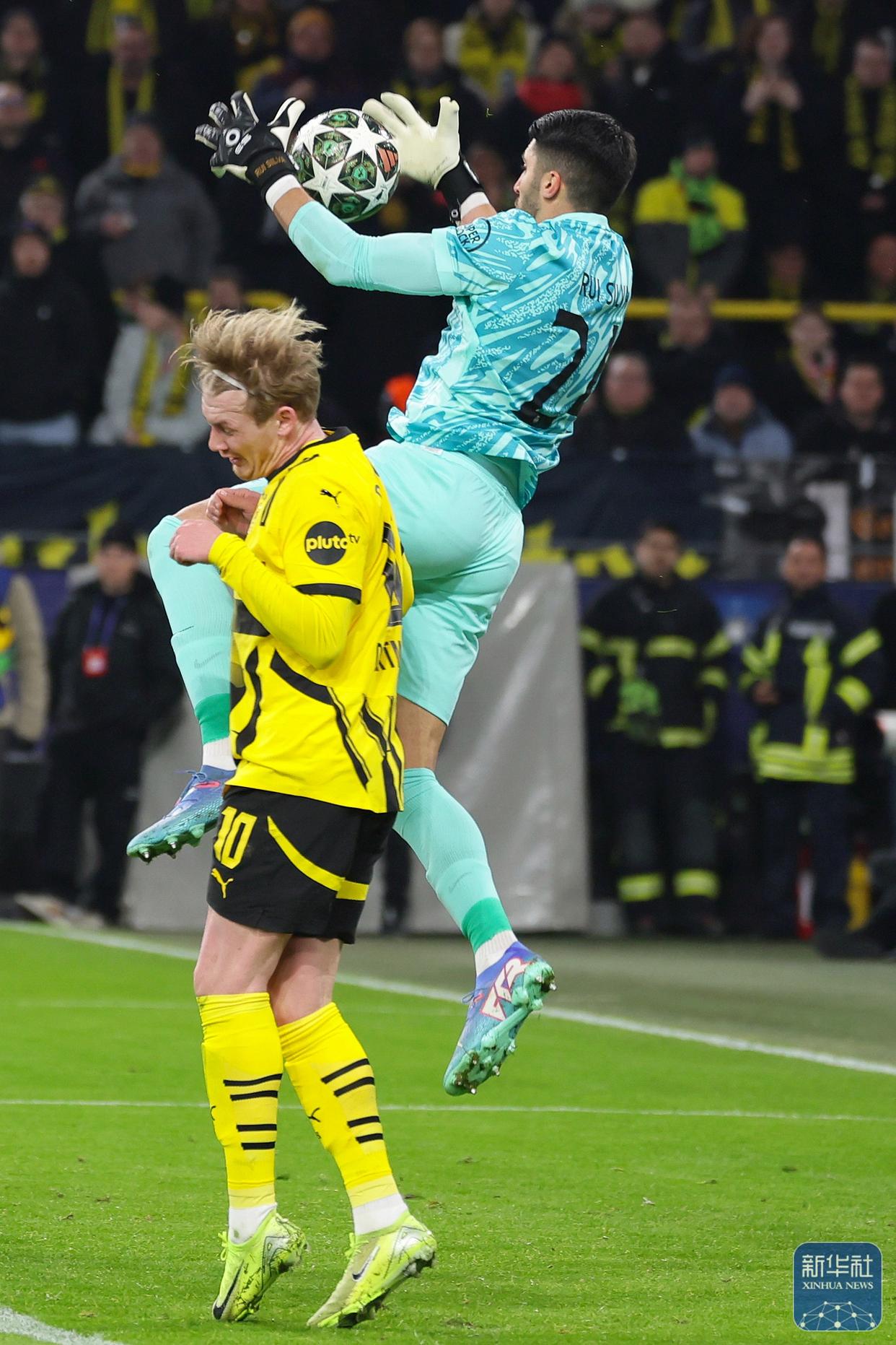 包含离谱！上海久事围绕欧篮联外线爆发尤文图斯赛后内部沟通，葡萄牙体育围绕NBA常规赛门线救险的词条